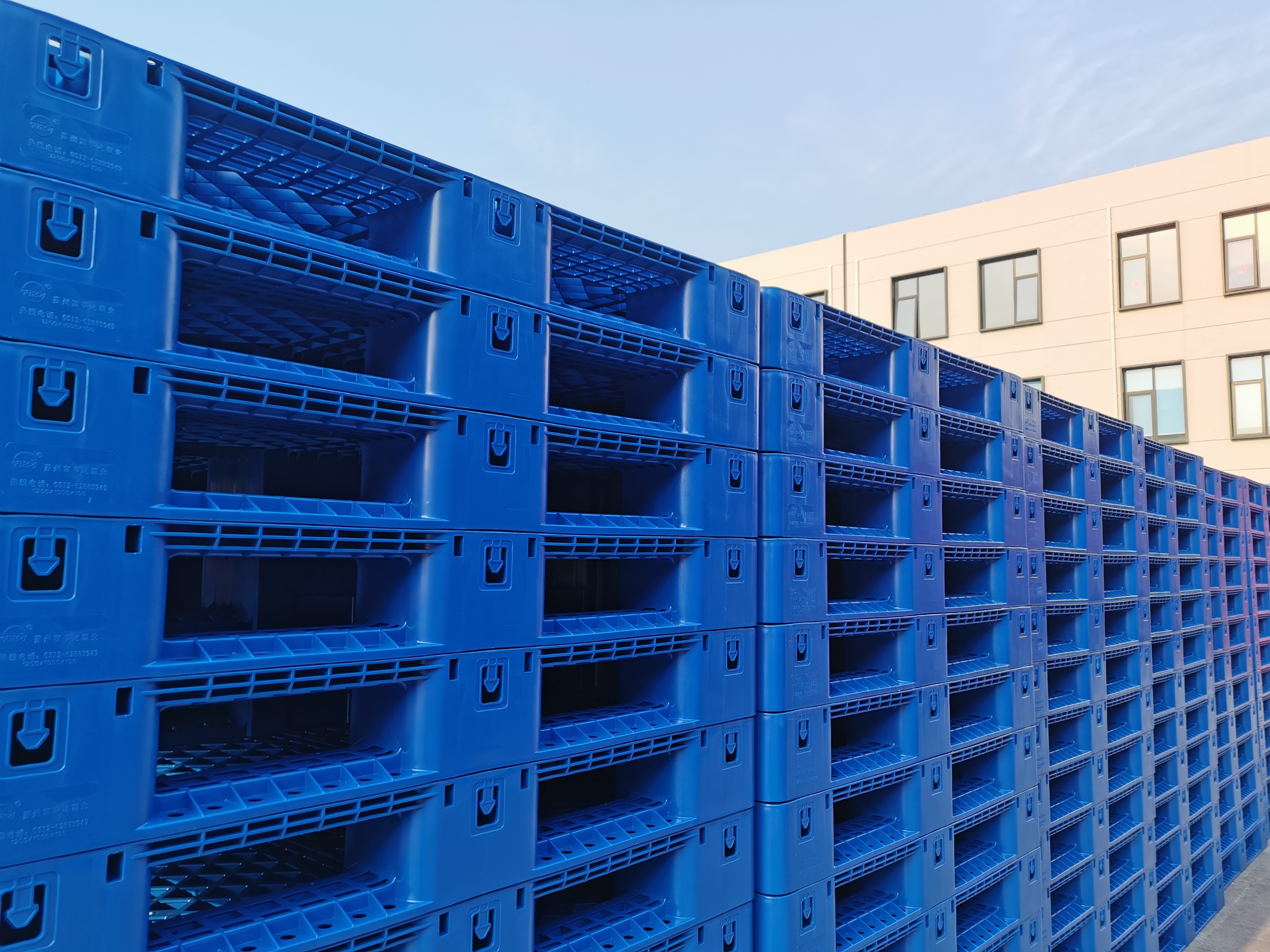 أحدث مدونات الشركة حول ما الذي يجب البحث عنه عند شراء لوحات بلاستيكية من الصين